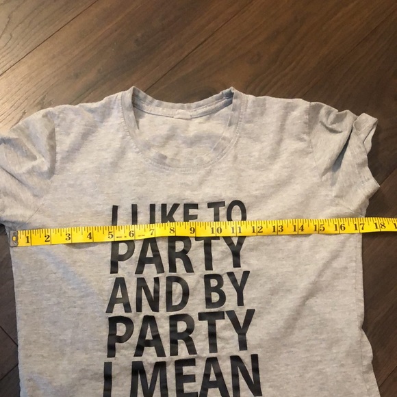 Book lover t shirt 📚 - Picture 4 of 9